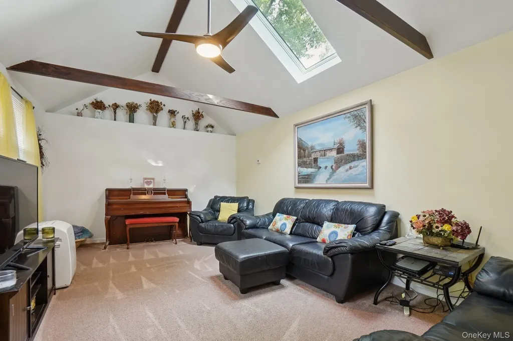 35 Andre Avenue Tappan NY 10983