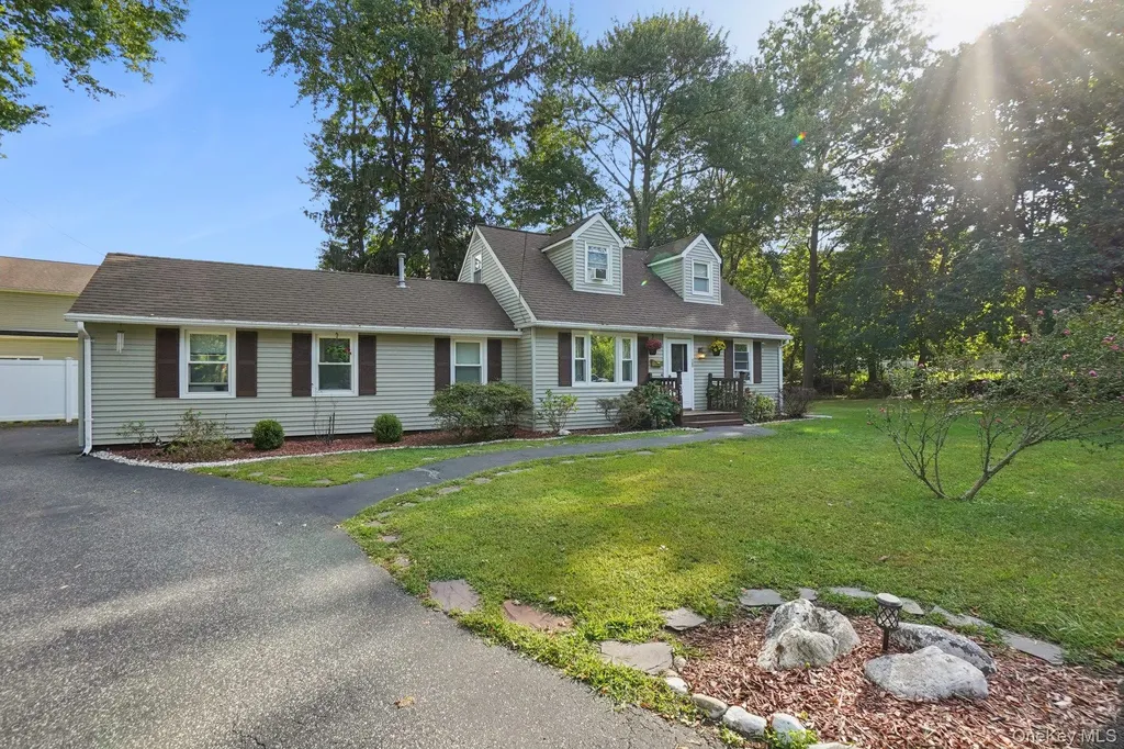 35 Andre Avenue Tappan NY 10983