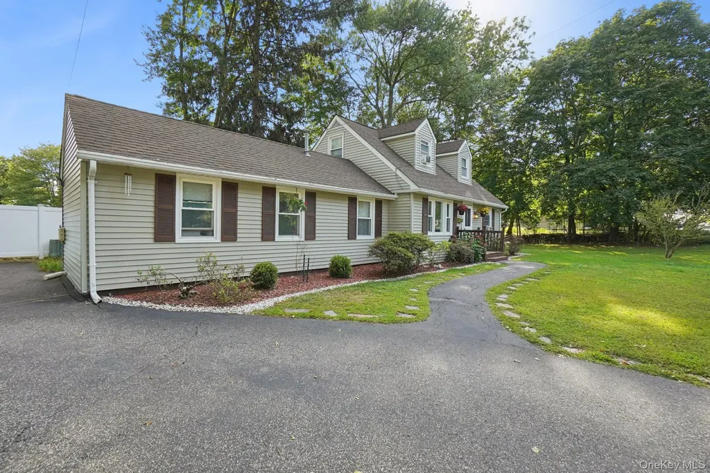 35 Andre Avenue Tappan NY 10983