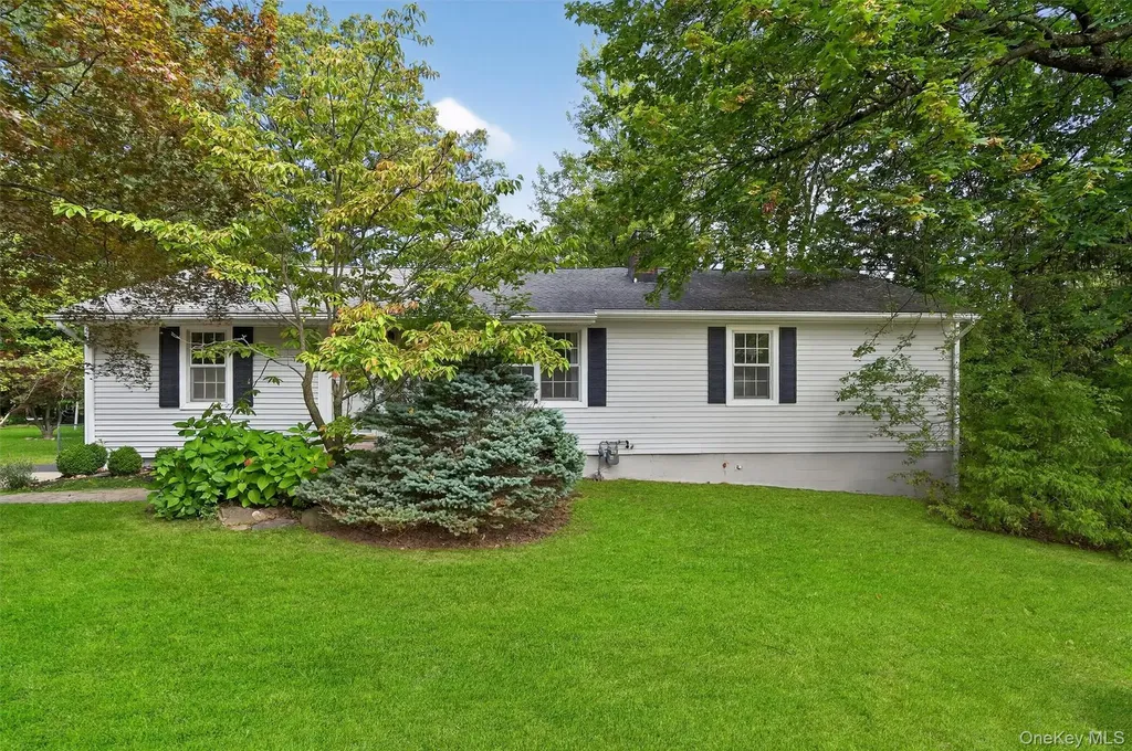 54 Canterbury Avenue Cornwall NY 12518