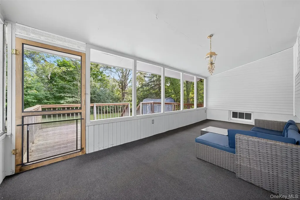54 Canterbury Avenue Cornwall NY 12518