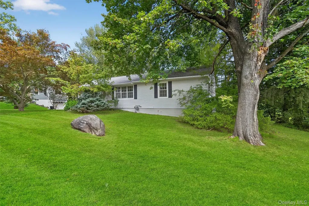 54 Canterbury Avenue Cornwall NY 12518
