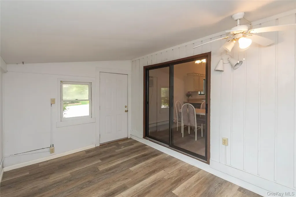 16 Hilltop Circle Fishkill NY 12524