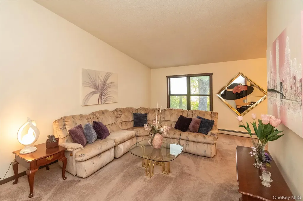16 Hilltop Circle Fishkill NY 12524