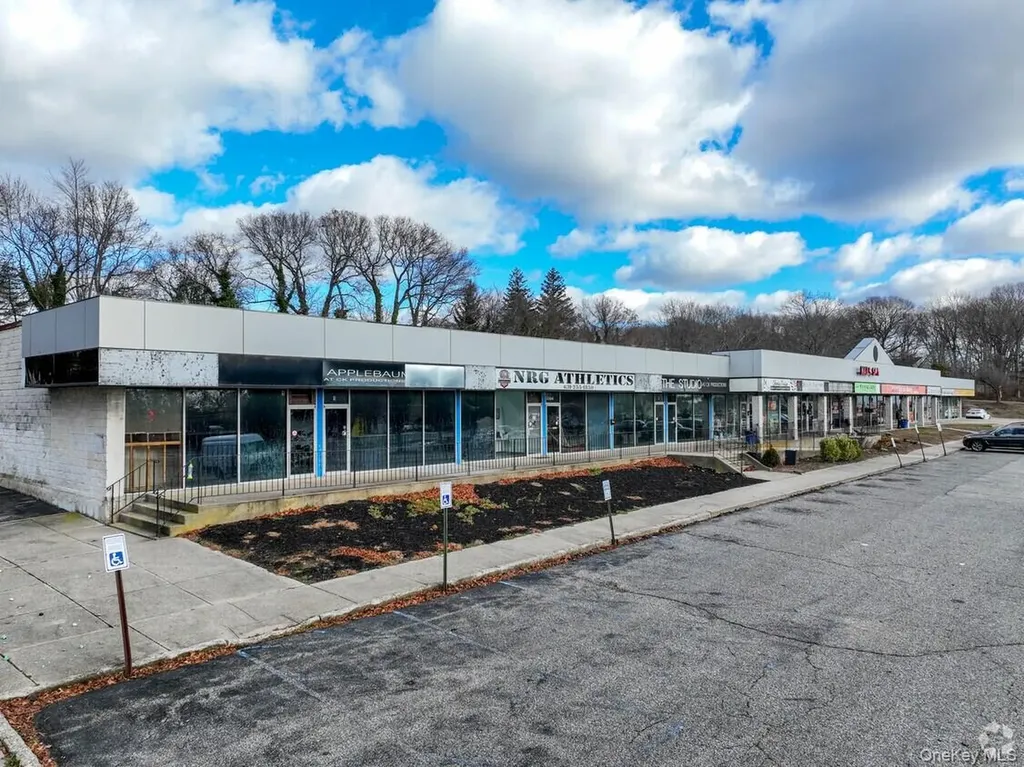 1021 Portion Road Ronkonkoma NY 11779