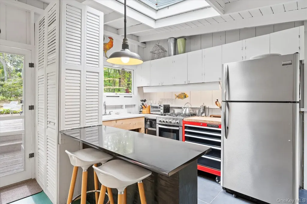 46 Flaggy Hole Road East Hampton NY 11937
