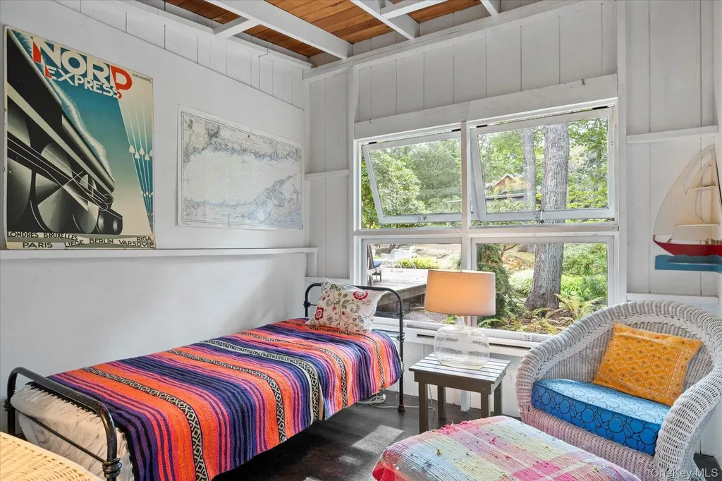 46 Flaggy Hole Road East Hampton NY 11937