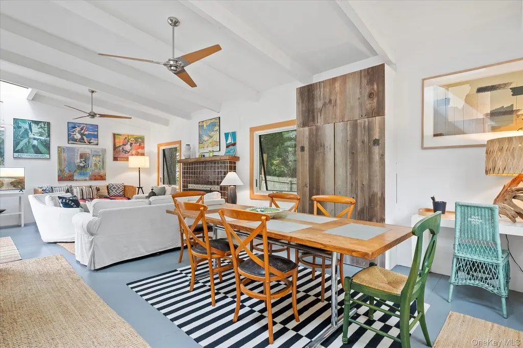 46 Flaggy Hole Road East Hampton NY 11937