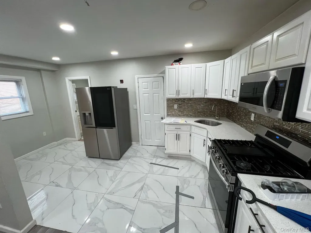 19414 115th Road Saint Albans NY 11412