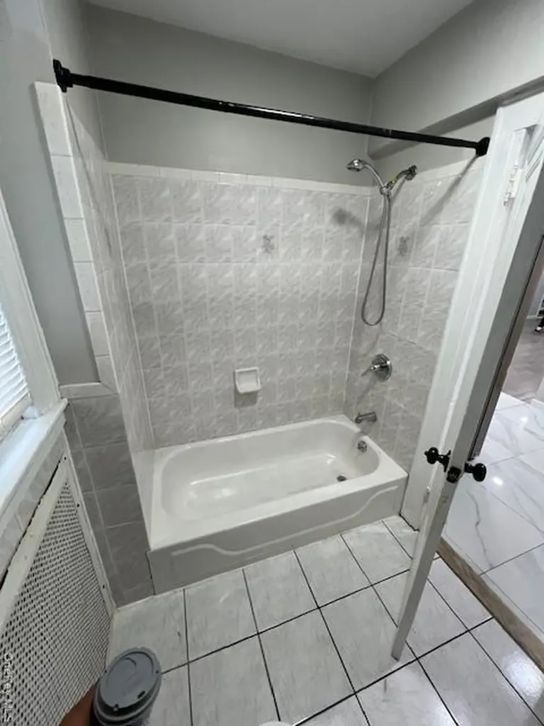 19414 115th Road Saint Albans NY 11412