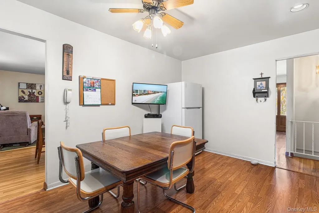 37 Beaumont Drive Plainview NY 11803