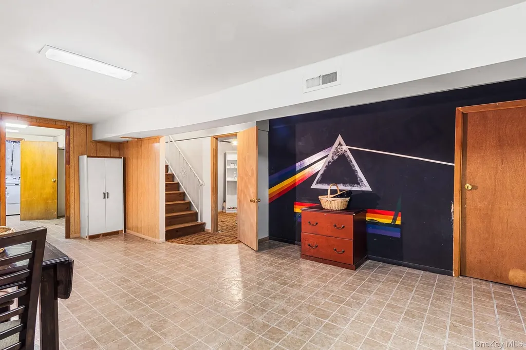 37 Beaumont Drive Plainview NY 11803