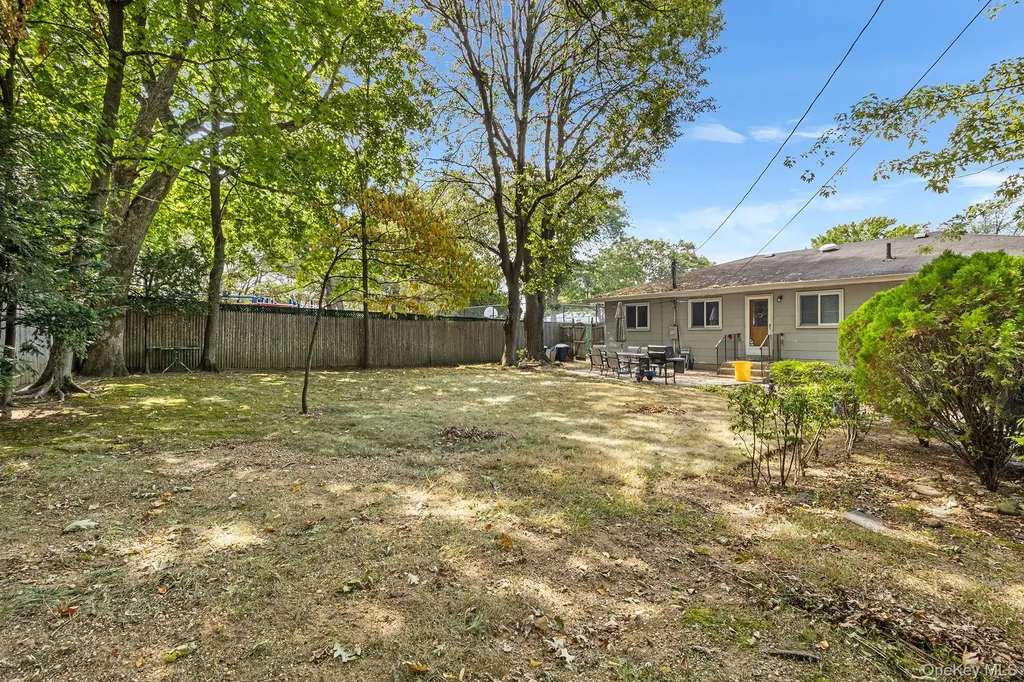 37 Beaumont Drive Plainview NY 11803