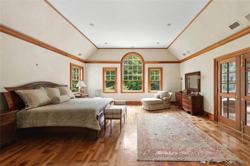 284 W Patent Road Bedford NY 10506