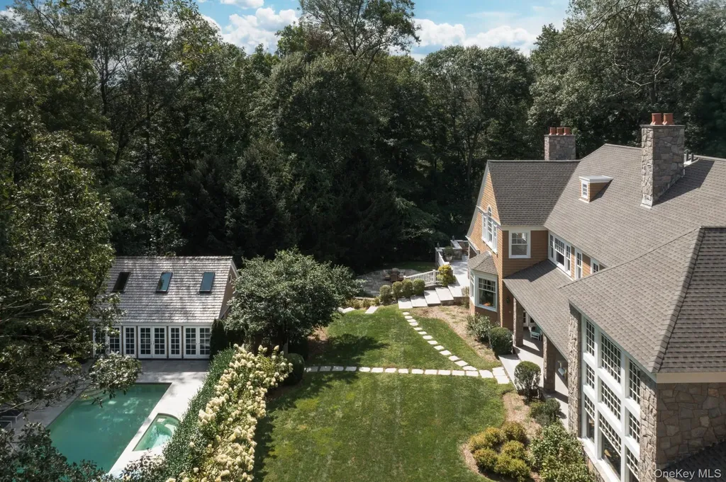 284 W Patent Road Bedford NY 10506