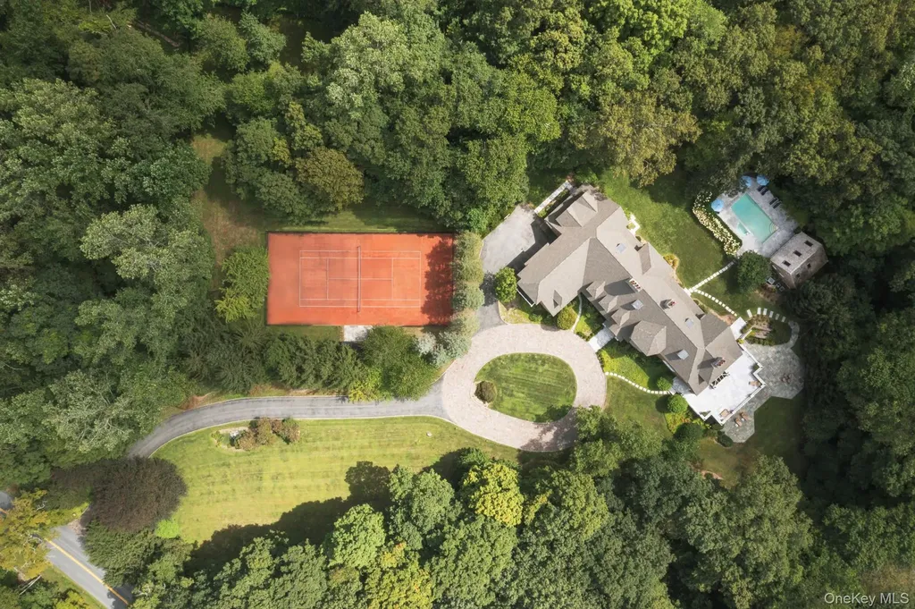 284 W Patent Road Bedford NY 10506