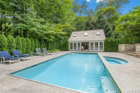 284 W Patent Road Bedford NY 10506