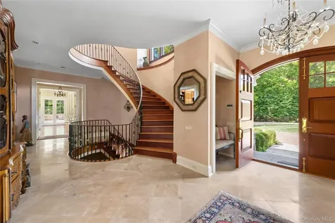 284 W Patent Road Bedford NY 10506