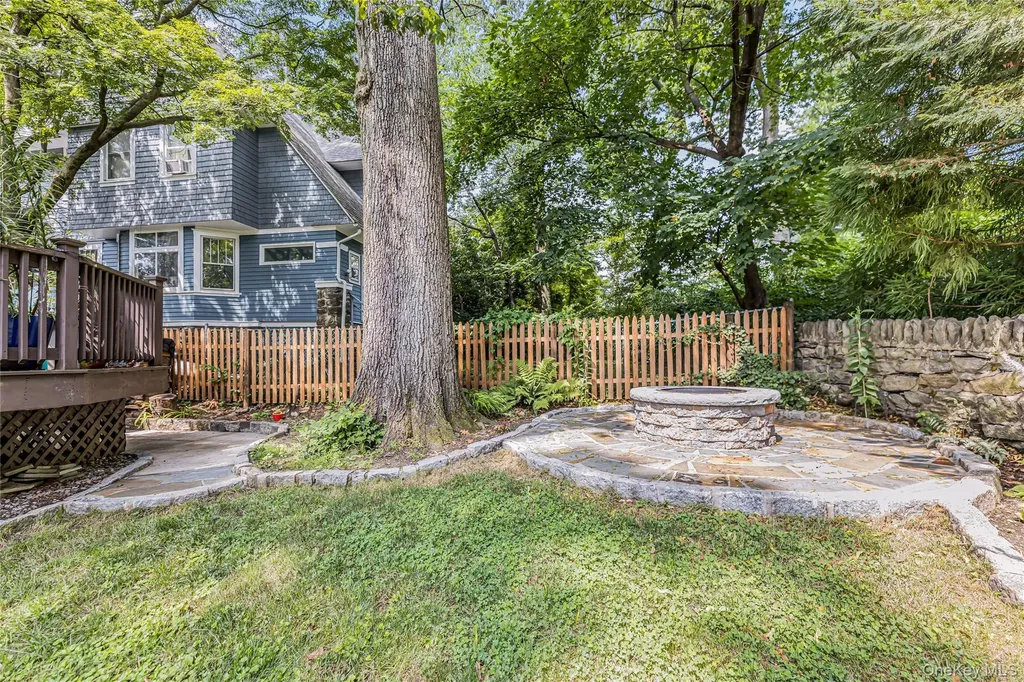 11 Park Hill Place Yonkers NY 10705