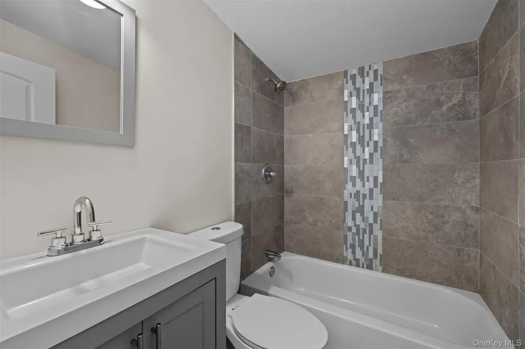 16 Ozone Road Rocky Point NY 11778