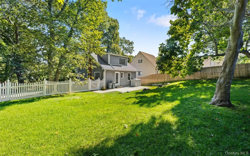 16 Ozone Road Rocky Point NY 11778