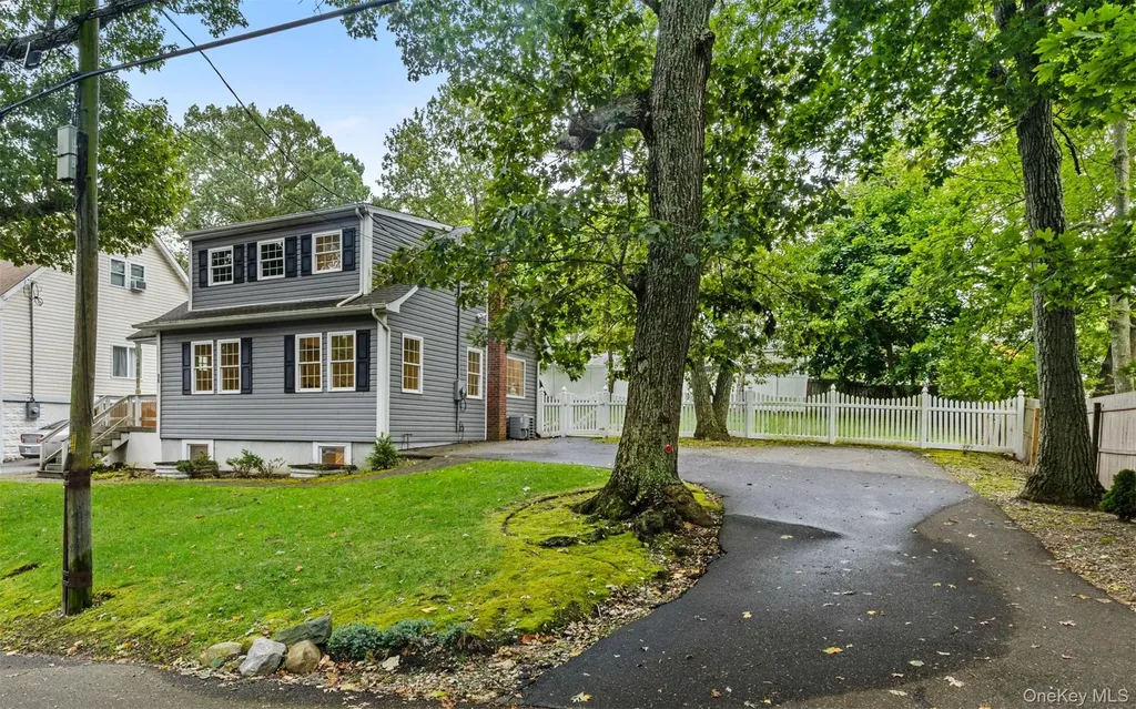 16 Ozone Road Rocky Point NY 11778