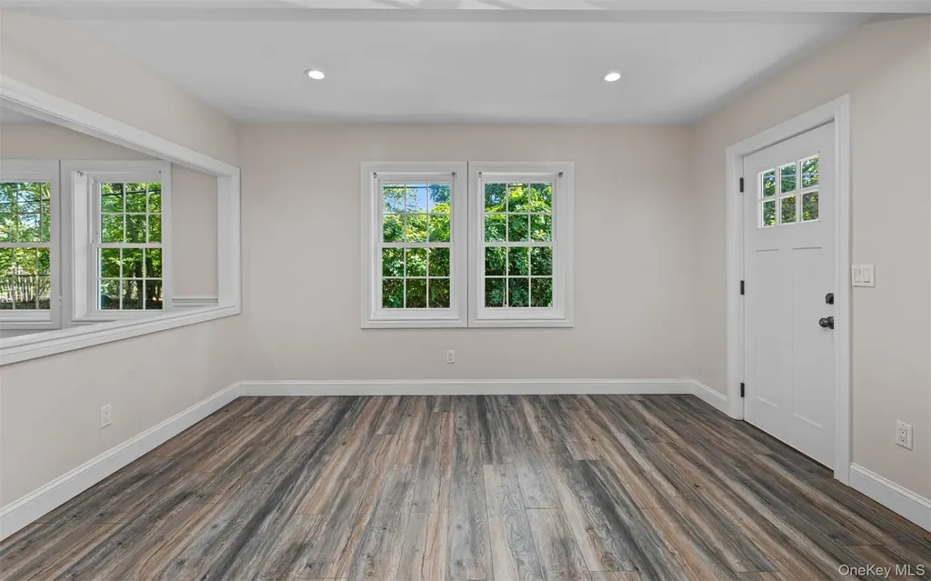 16 Ozone Road Rocky Point NY 11778