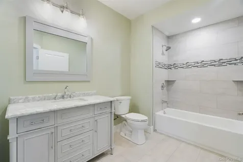 7 Bear Hollow Lane Hyde Park NY 12538