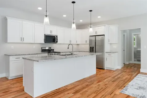 7 Bear Hollow Lane Hyde Park NY 12538