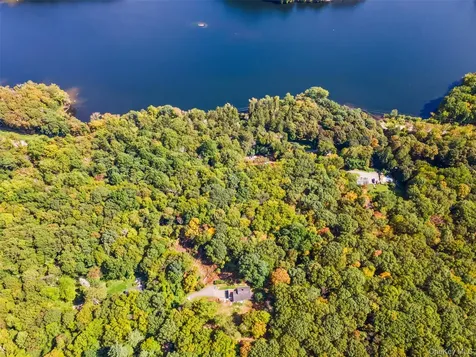 33 Raspberry Lane Carmel NY 10512