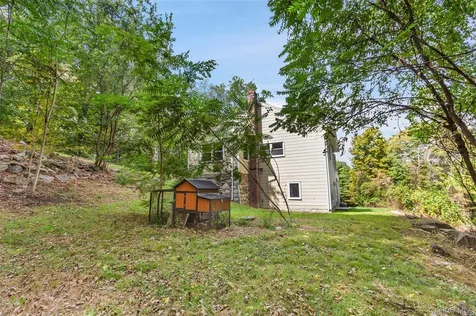 33 Raspberry Lane Carmel NY 10512