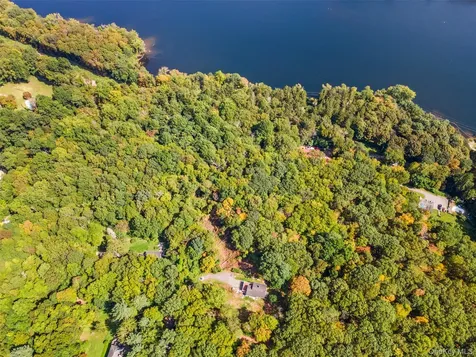 33 Raspberry Lane Carmel NY 10512