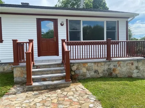 25 Orchard Drive Wappingers Falls NY 12590