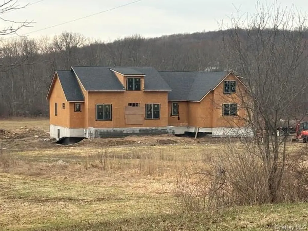 32 Fox Hollow Drive Blooming Grove NY 10914