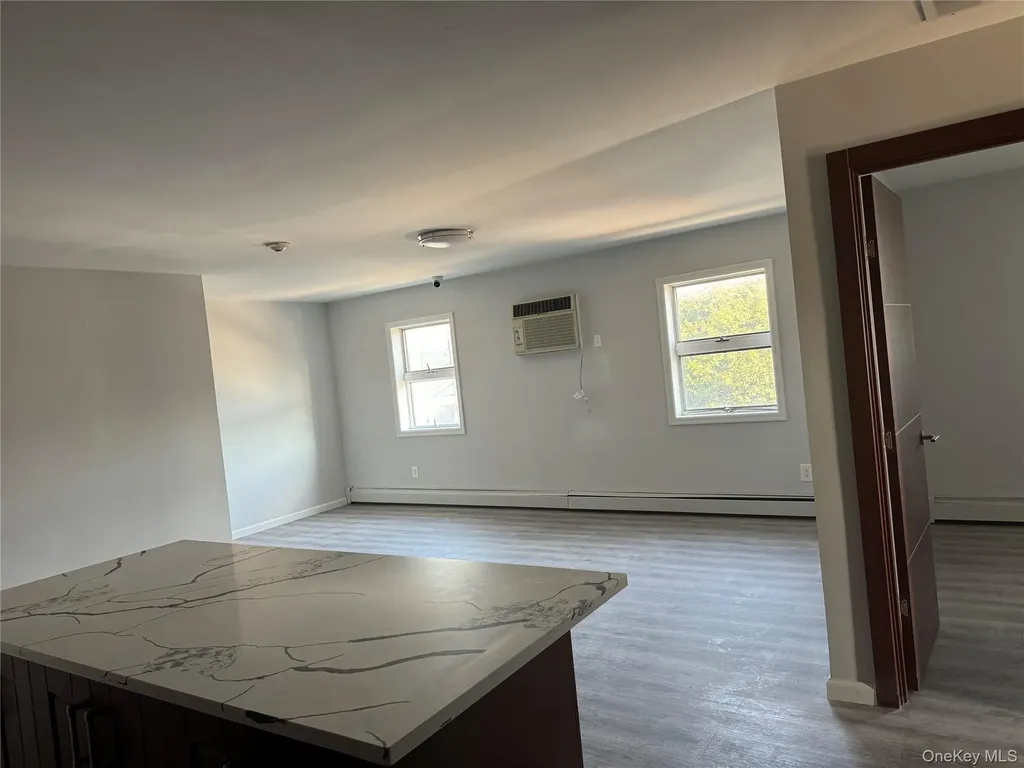 8866 Myrtle Avenue Glendale NY 11385