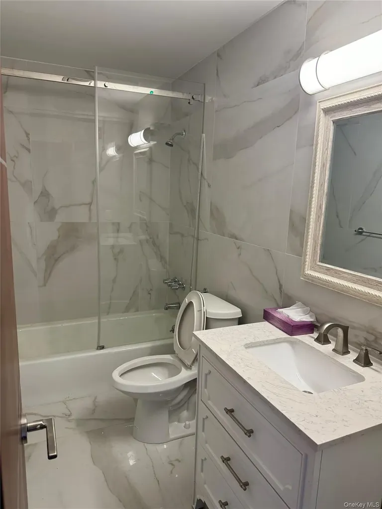 8866 Myrtle Avenue Glendale NY 11385