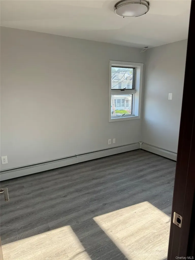 8866 Myrtle Avenue Glendale NY 11385