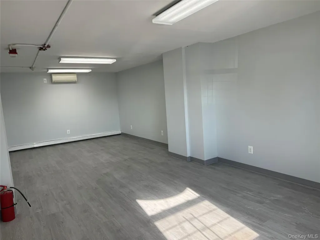 8866 Myrtle Avenue Glendale NY 11385
