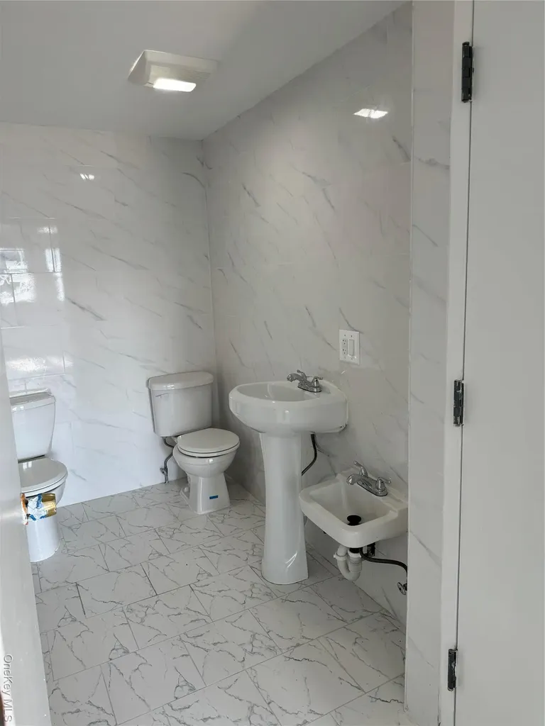 8866 Myrtle Avenue Glendale NY 11385
