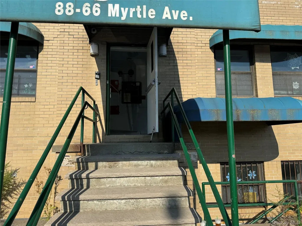 8866 Myrtle Avenue Glendale NY 11385