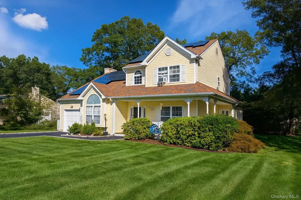 30 Howard Drive Coram NY 11727