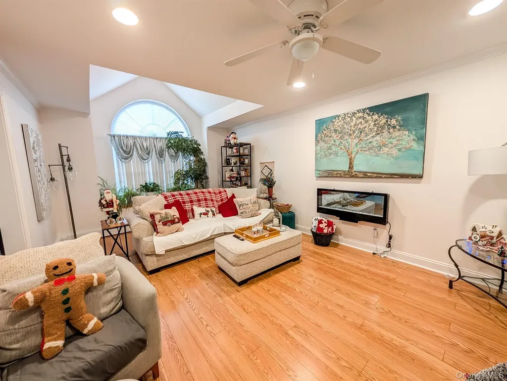 30 Howard Drive Coram NY 11727