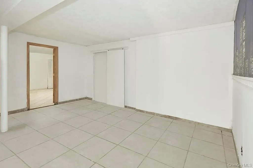 59 Bayview Place Staten Island NY 10304