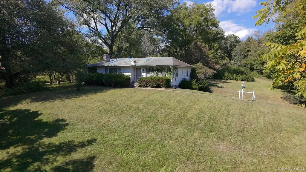 2416 State Route 300 Wallkill NY 12589