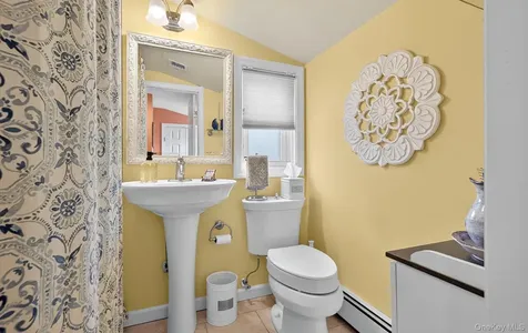 409 Bayville Avenue Bayville NY 11709