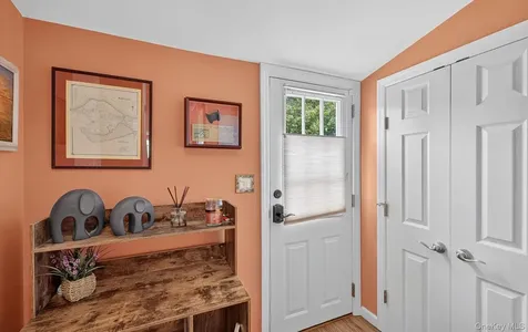 409 Bayville Avenue Bayville NY 11709