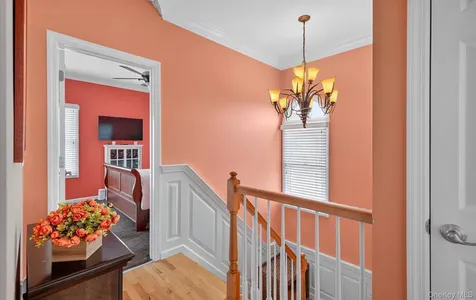 409 Bayville Avenue Bayville NY 11709