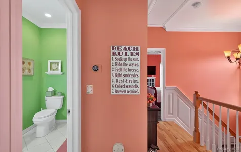 409 Bayville Avenue Bayville NY 11709