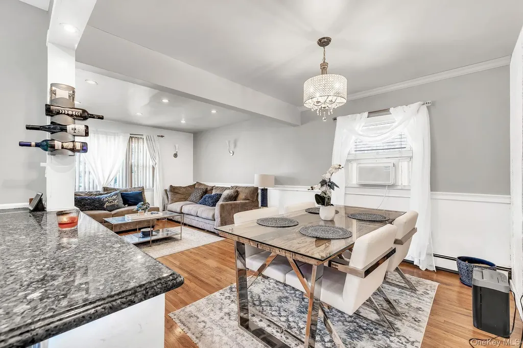 104 Broadway Malverne NY 11565