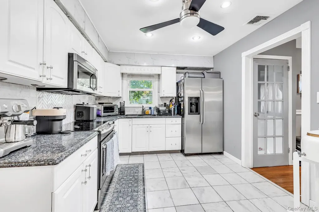 104 Broadway Malverne NY 11565